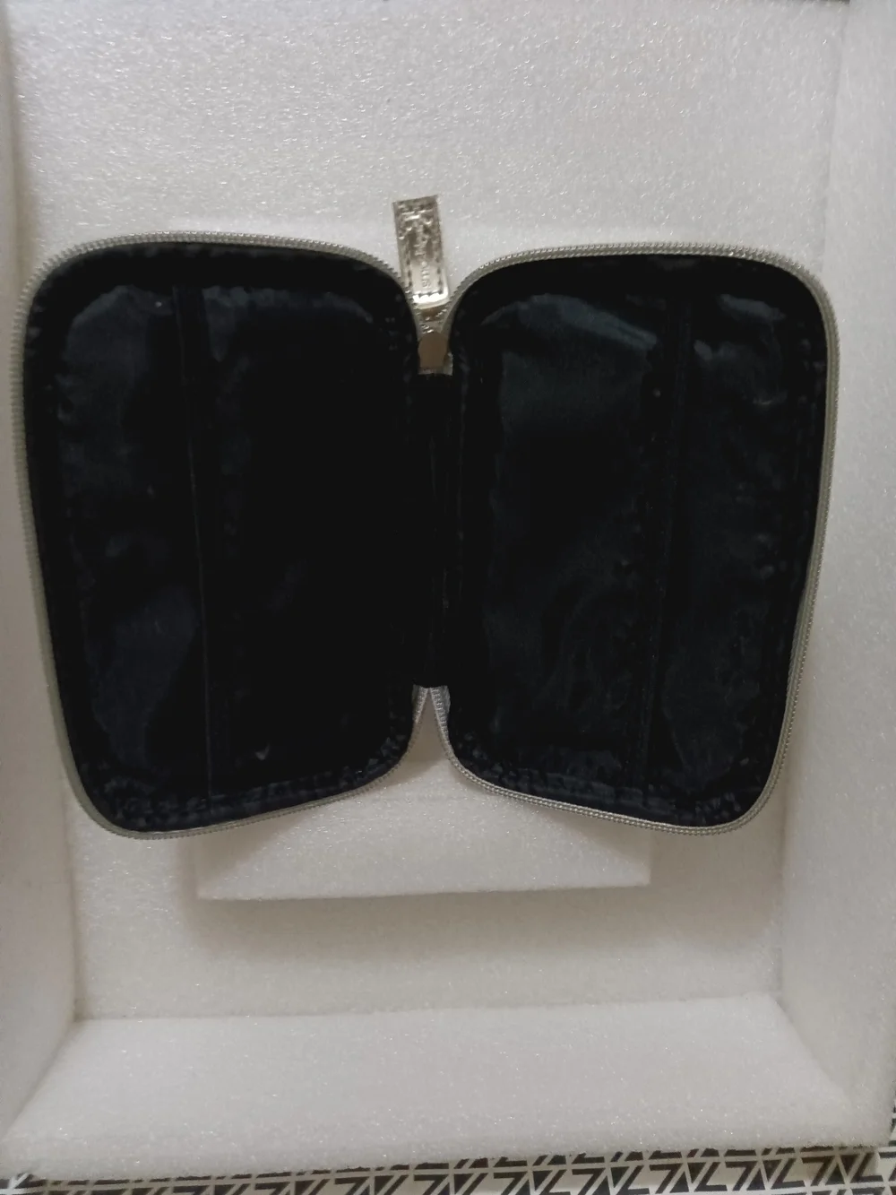 Smashbox Silver Quilted Metallic Makeup Pouch